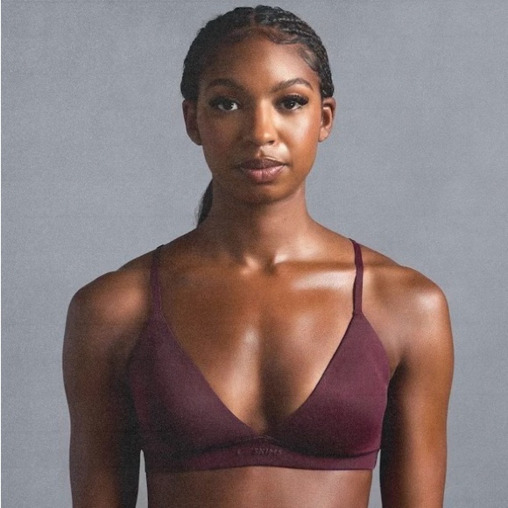 Nike SKIMS Shine Triangle Bra Currant Size M NWT